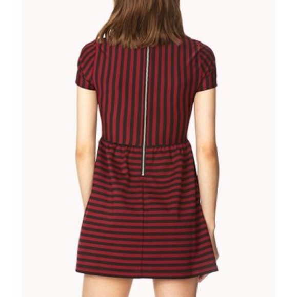 FOREVER 21 Stripe Fit & Flare Skater Dress NWOT - Picture 2 of 11